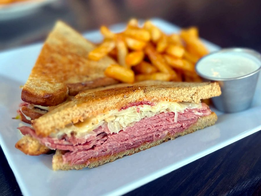 Reuben sandwich
